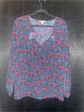 Peace & Pearls - Floral V-Neck Long Sleeve Blouse - Navy with Pink Floral size L